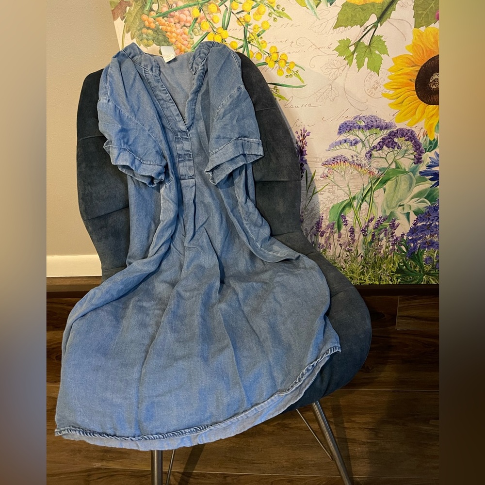 H&M jean dress size 4